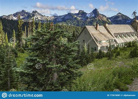 Paradise Inn At Mt Rainier National Park Stock Image Image Of Nature