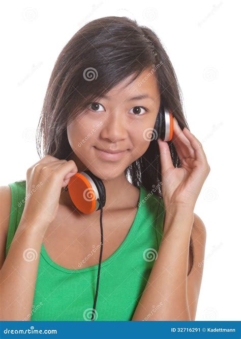Asian Girl Listening To The Headphone Stock Image Image Of Female Earphone 32716291