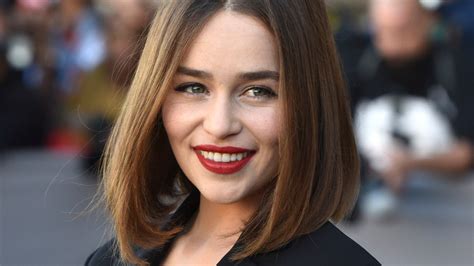 Emilia Clarke Named Esquires Sexiest Woman Alive Fox News