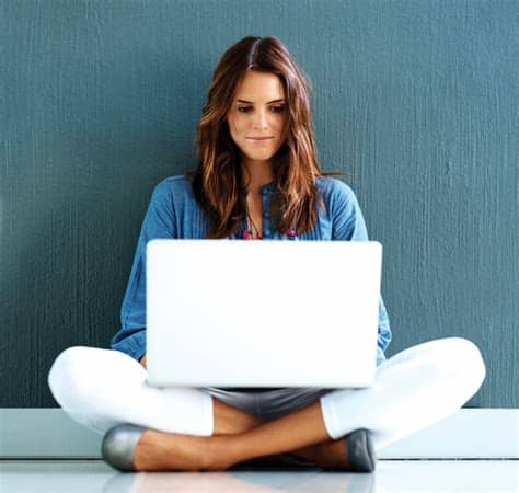 Te gustaría trabajar desde tu casa o emprender, te lo has propuesto, pero aún tienes ese temor natural a dejar tu empleo porque es lo que te permite si este es tu caso estás en el sitio correcto pues vamos a compartirte 31 opciones de trabajos desde casa con las que puedes ganar dinero. Trabajos DESDE CASA - Ideas para trabajar en casa【NUEVO】