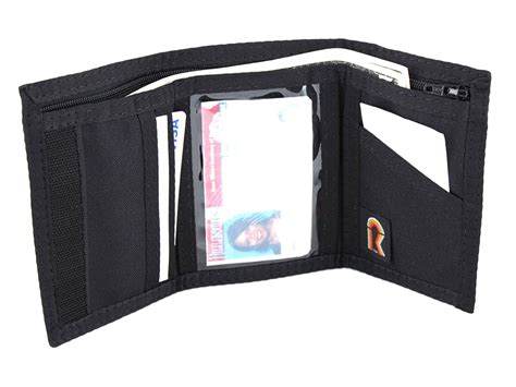 As with other minimalist wallets, this option can run a little lean for some men. Best Velcro Wallets for Men - 2020