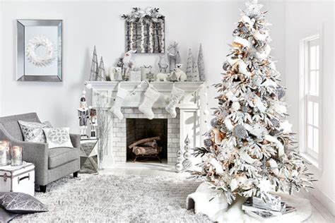 21 White Silver Christmas Decoration That Will Charm You