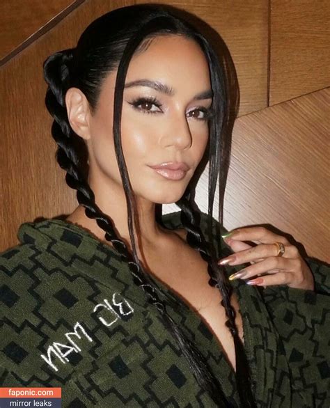 Vanessa Hudgens Aka Vanessahudgens Nude Leaks Onlyfans Photo 881 Faponic