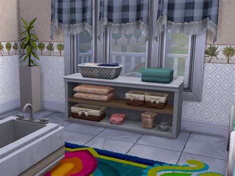 We would like to show you a description here but the site won't allow us. MidnightRose's Palm Tree border bathroom wallpaper