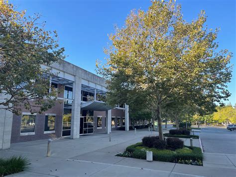 2730 Gateway Oaks Dr, Sacramento, CA 95833 - 2730 Gateway Oaks Drive