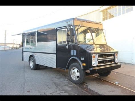 Food truck 2012 chassis freightliner mt45 permitted wow. Mobile food truck for sale - YouTube