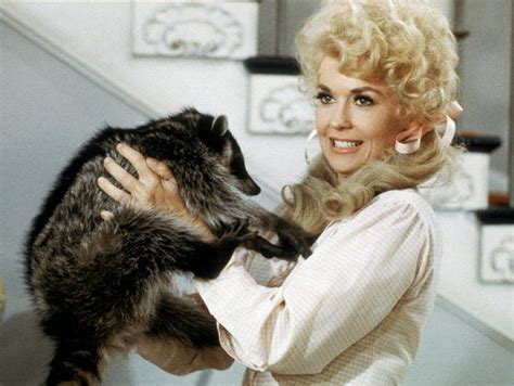 Donna Douglas Beverly Hillbillies Elly Mae Dies At 81