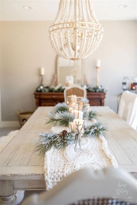 Stunning White Winter Decor Ideas You Must Try Christmas Dining Room