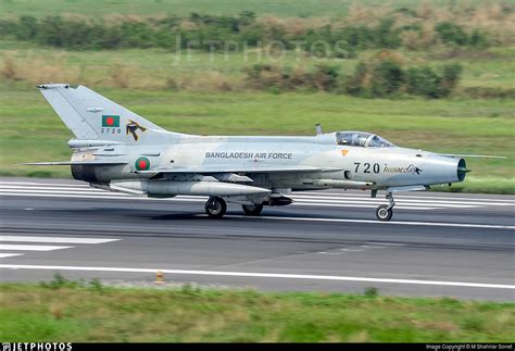2720 Chengdu F 7bgi Bangladesh Air Force M Shahriar Sonet