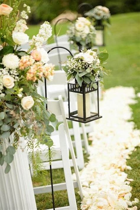 40 Hanging Lanterns Décor Ideas For Indoor Or Outdoor Weddings