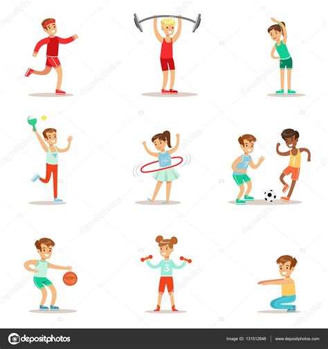 niños practicando diferentes deportes y actividades físicas en la clase de educación física