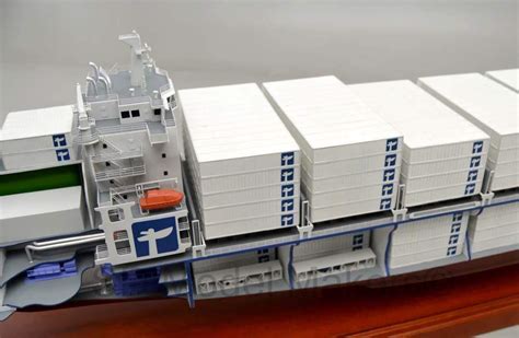 Sd Model Makers Commercial Vessel Models Cutaway Container Ship 46