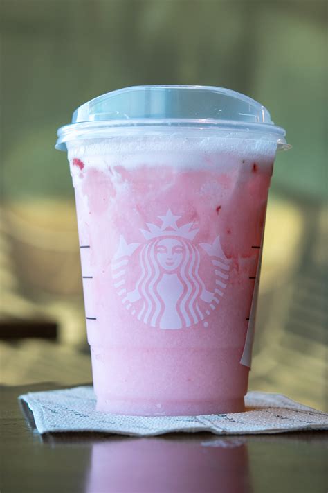 Starbucks Pink Drink Caffeine Calories And Ingredients Sweet Steep