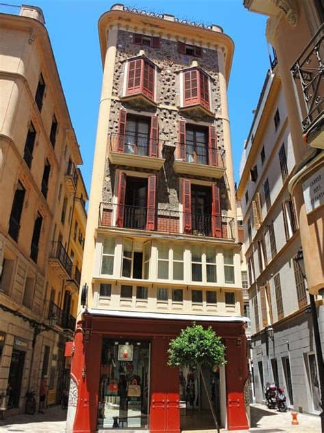 Comprar casa en molinar palma mallorca. De ruta modernista por el casco histórico de Palma de Mallorca