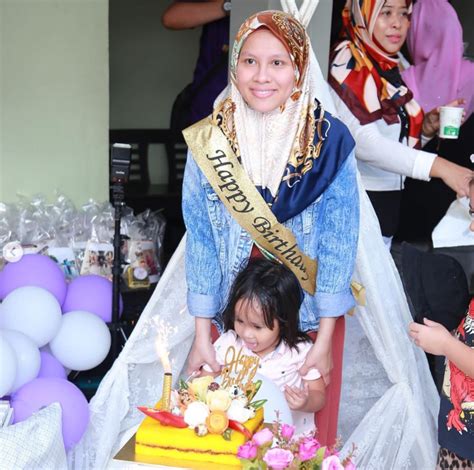 Jihan muse nafi tanggung suami. Rai Kejutan Hari Jadi, Wajah Jihan Muse Dipuji Tetap ...