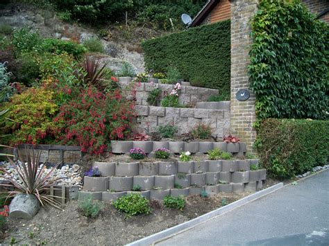 Finished Terraced Retaining Wall With Terraforce Blocks Mortarless As