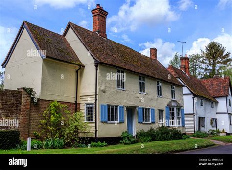 Pretty And Desirable Village Of Much Hadham High Street Hertfordshire