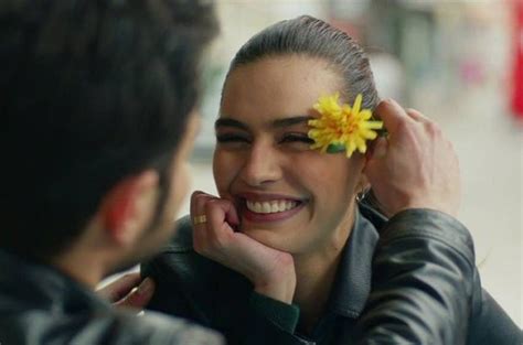 2014 türkiye güzeli amine gülşe'nin oynadığı 'i̇kisini de sevdim' dizisi reyting alamayınca 2 haftada kaldırıldı. İkisini de Sevdim oyuncuları! İkisini de Sevdim 1. bölüm ...