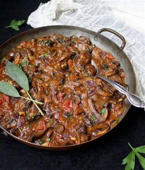 Vegan Mushroom Stew, one pot, 30 minutes - Vegan Bits