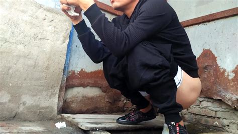 Asian Sugar Pees Before A Squat Toilet Spy Cam Telegraph