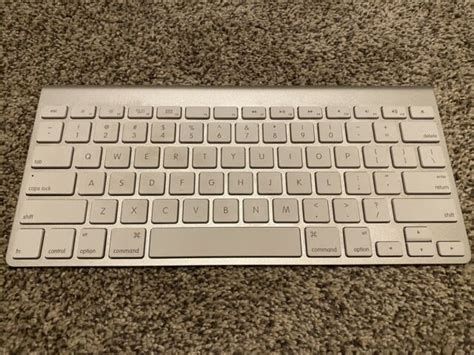 Located in blake island state park, across puget sound from seattle, tillicum village is a truly pacific northwest experience. Apple A1314 Wireless Keyboard - Silver (MC184LL/B) for sale online | eBay