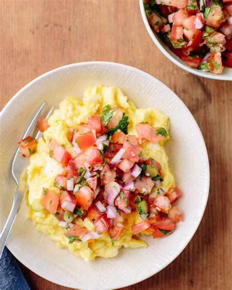 Recipe Scrambled Eggs With Lazy Salsa The Kitchn