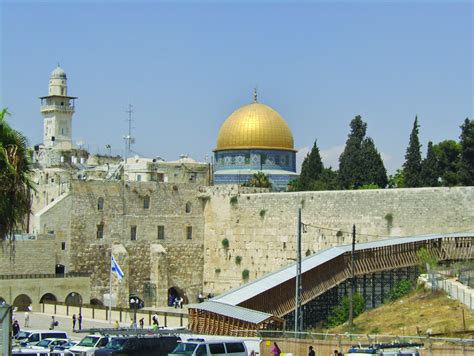 Wailing Wall Temple Mount And Dome Of The Rock In Jerusalem Israel