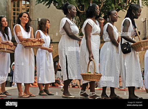 Roman Slave Hi Res Stock Photography And Images Alamy