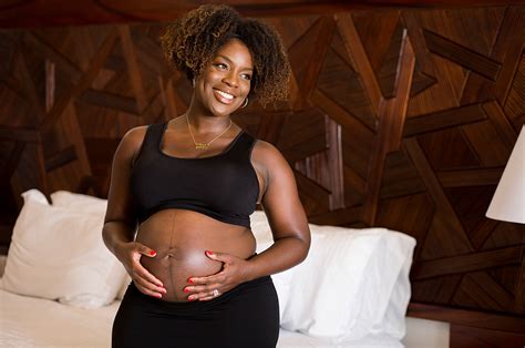 Your Posing Guide For Maternity Sessions