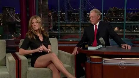Jennifer Aniston Photos Which Shows She Loves Flaunting Her Beautiful Legs Viraljudge