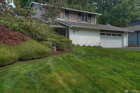 It was decorated very tastefully and if there were any complaints, it would have to be that it was a little institutional looking in some ways, but. 14254 SE Fairwood Blvd, Renton, WA 98058