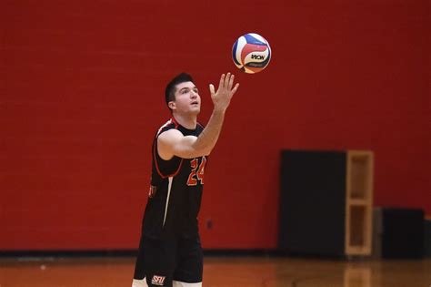 Gay Volleyball Player Builds Deep Bond With Team After Coming Out Outsports