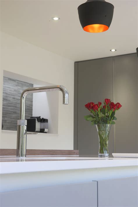 Kube kitchens uk offer stylish designer kitchens, modern kitchen ideas and layouts at affordable rates. Pin by Kube Kitchens on Kube Kitchens | Interior furniture ...