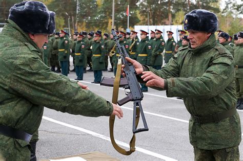 In Photos Russian Conscripts Undergo Basic Training The Moscow Times