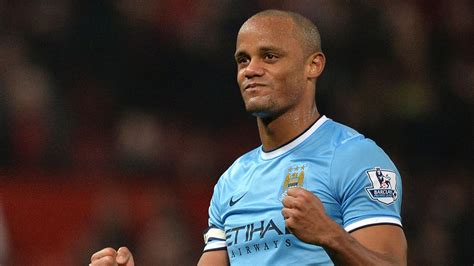 premier league vincent kompany urges manchester city caution after win over everton football