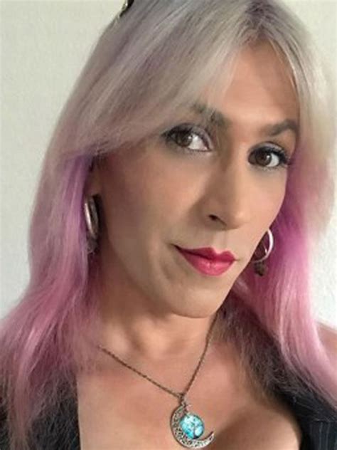 Comedian Daphne Dorman Dead Trans Activist Dies Aged 44 Daily Star
