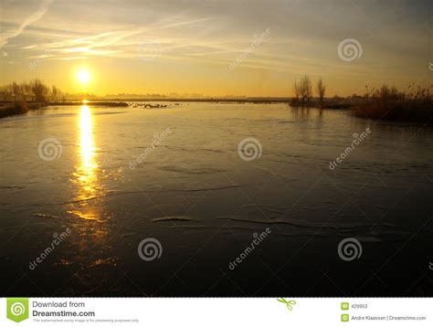Frozen River At Sunrise Stock Image Image Of Empty Cool 429953