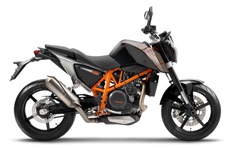 2018 ktm 690 duke totalmotorcycle.com key features. Hell Freezes Over as the KTM 690 Duke Comes to the USA ...