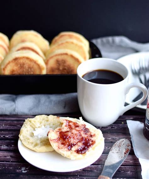 Quick And Soft English Muffins Soft Fluffy English Muffins With Only