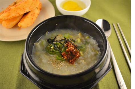 Kongnamul Gukbap Korean Soybean Sprouts Soup With Rice