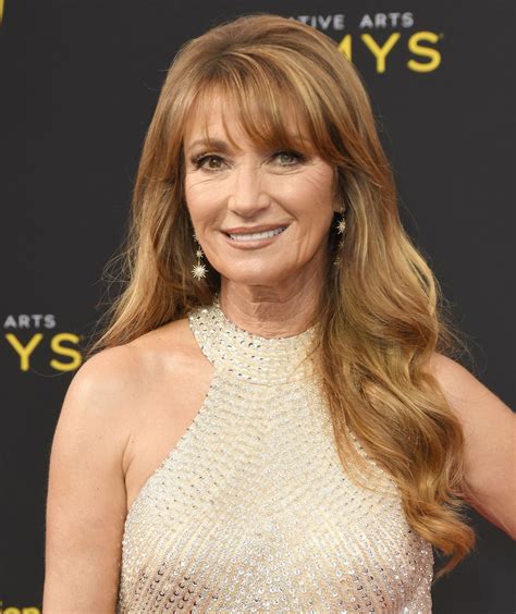 Jane Seymour Style Clothes Outfits And Fashion Celebmafia