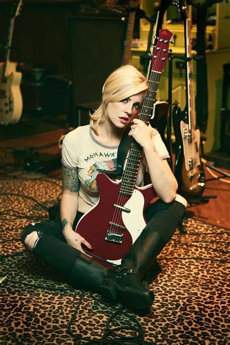 Hd Wallpaper Musician Blonde Singer Electric Guitar Women Brody Dalle Wallpaper Flare