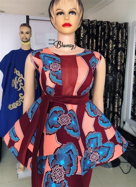 2019 decouvrez le tableau demoiselle dhonneur de christellesisi sur pinterest. Mamayoyo | Mode africaine robe, Robe africaine tendance, Modele de robe africaine
