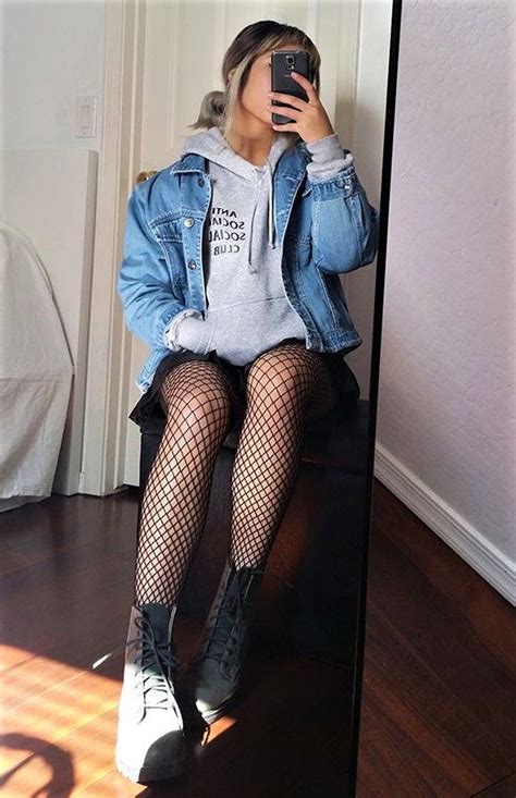 Grunge Outfit Ideas For This Spring Grunge Outfits Fishnet Stockings Outfit Fashion
