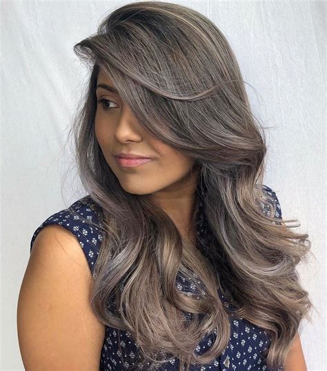 40 Bombshell Silver Hair Color Ideas For 2020 Hair Adviser Platinum