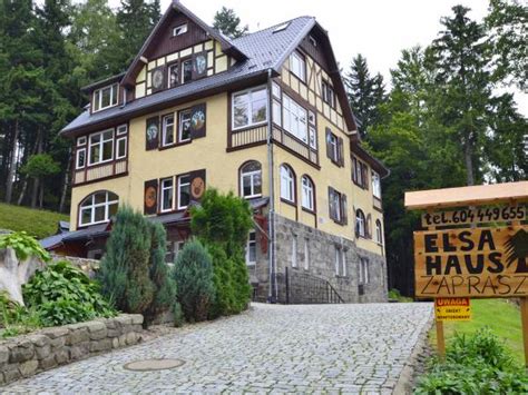 The karpacz villa caters to families with a play area and board games. Elsa Haus Karpacz, w Karpaczu