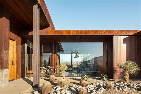 This Gorgeous Guardhouse Proves That Rust Can Be Beautiful Desert