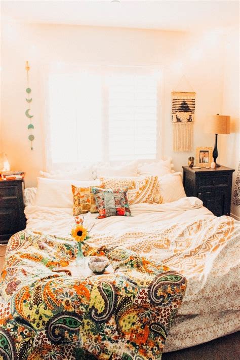 44 Cozy Bohemian Style Bedroom Design Ideas With Images Bohemian