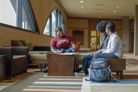 Apply To Live On Campus Live On Housing And Residence Life Iupui