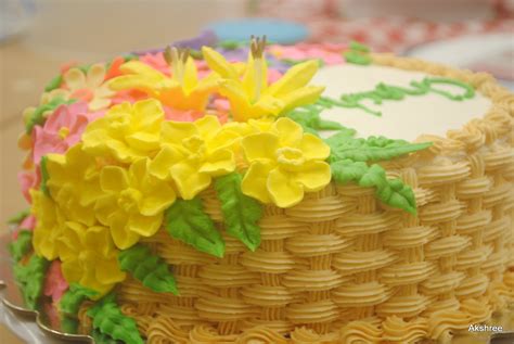 Akshree S Blog Basket Weave Flower Cake Picture